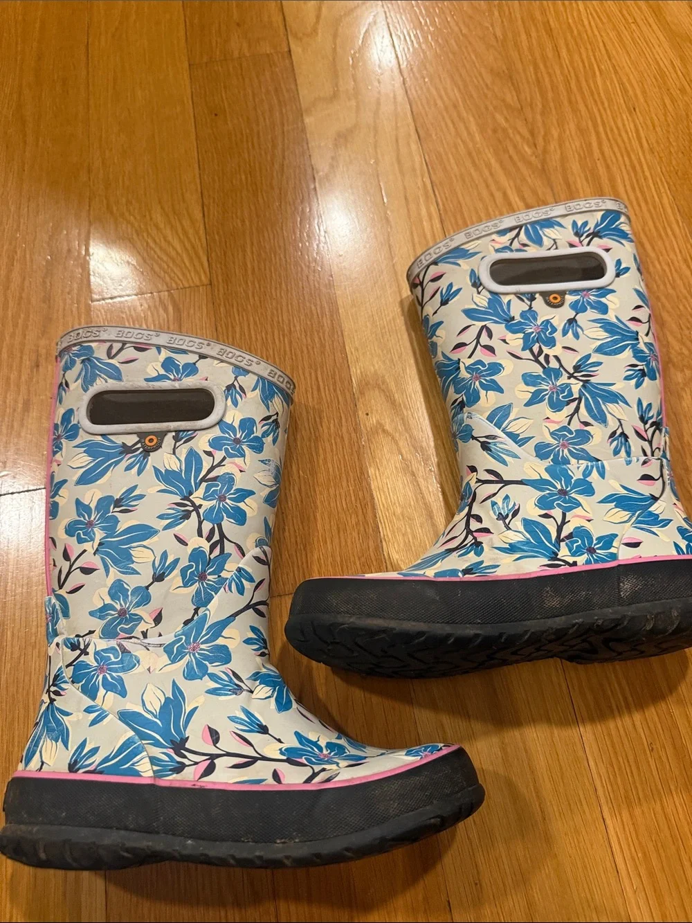 Bogs girls rain boots  size 12.